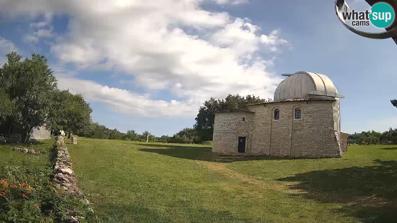 Višnjanska observatorijska spletna kamera: Opazujte vesolje iz Istre, Hrvaška