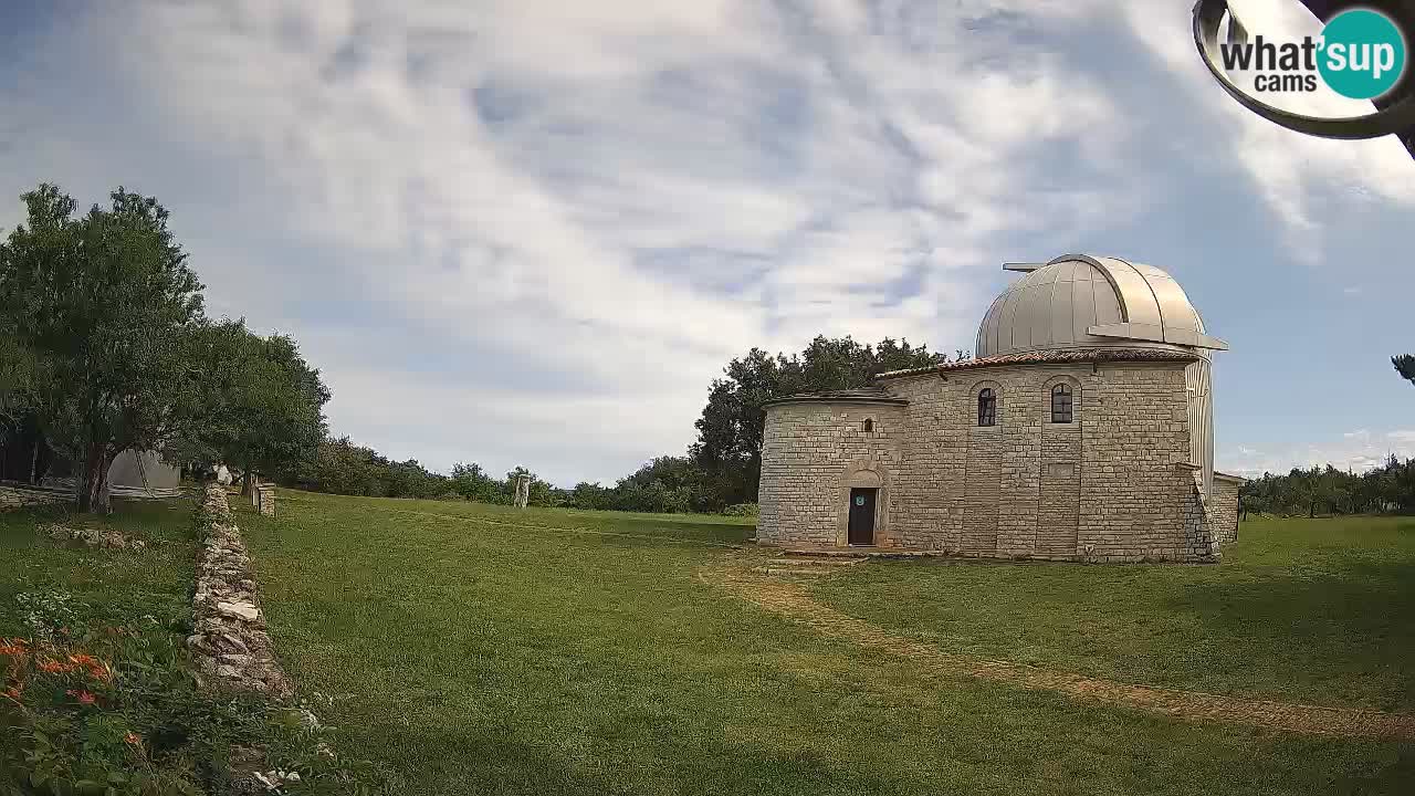 Webcam de l’Observatoire de Višnjan: Plongez dans le cosmos depuis l’Istrie, Croatie