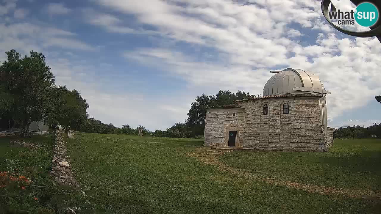 Webcam de l’Observatoire de Višnjan: Plongez dans le cosmos depuis l’Istrie, Croatie