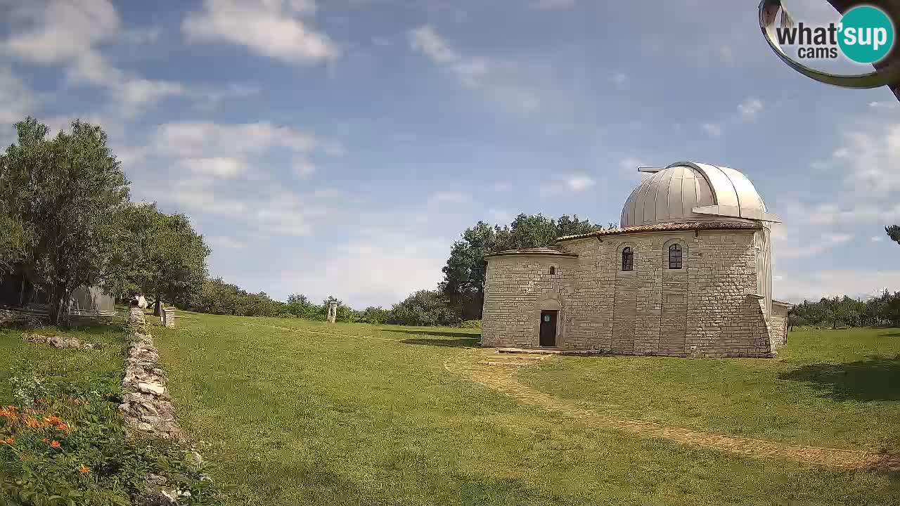 Webcam de l’Observatoire de Višnjan: Plongez dans le cosmos depuis l’Istrie, Croatie