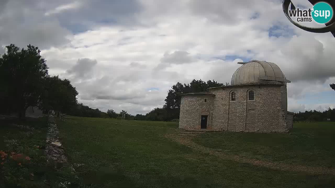Višnjan Observatory Webcam: Gaze into the Cosmos from Istria, Croatia