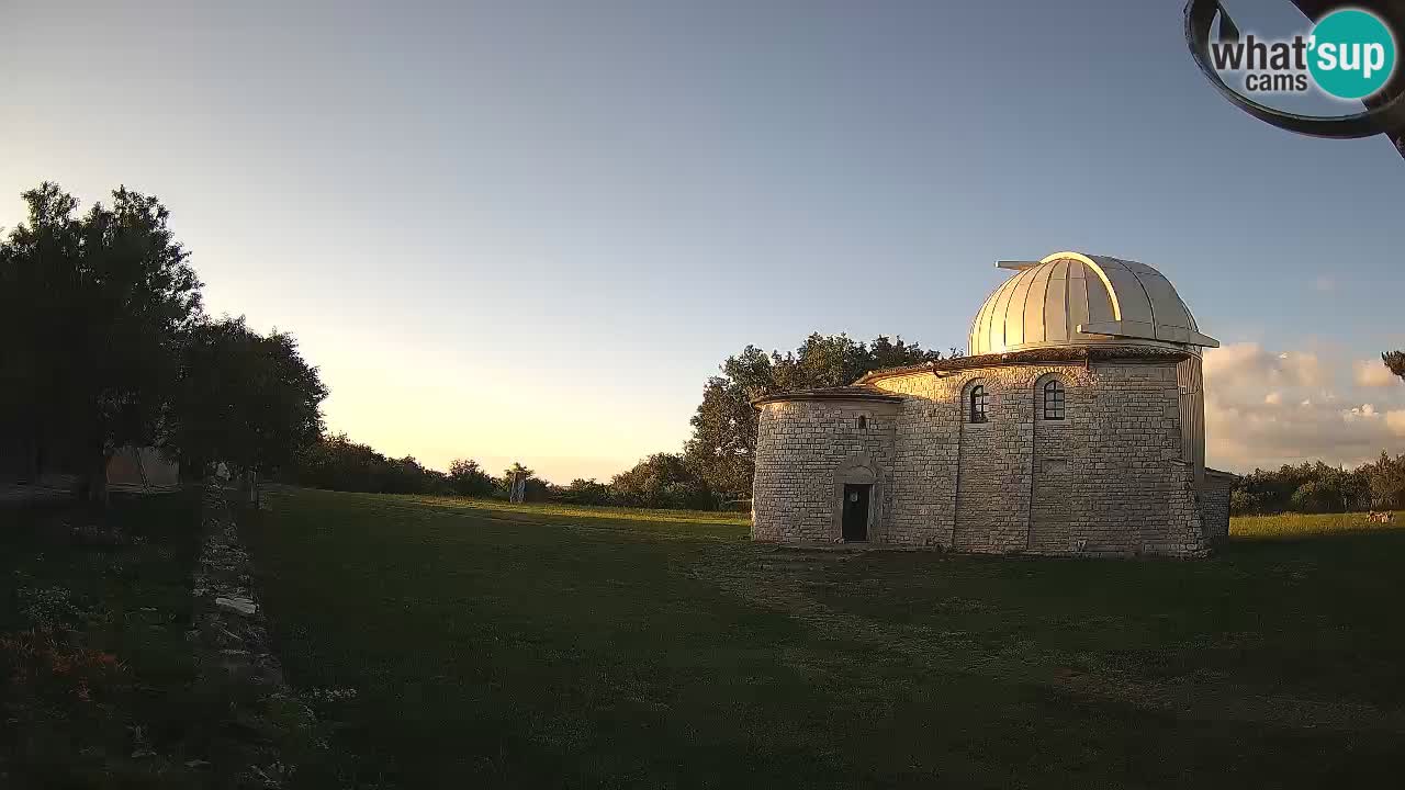 Višnjanska observatorijska spletna kamera: Opazujte vesolje iz Istre, Hrvaška