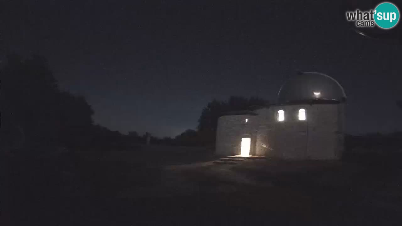 Webcam de l’Observatoire de Višnjan: Plongez dans le cosmos depuis l’Istrie, Croatie