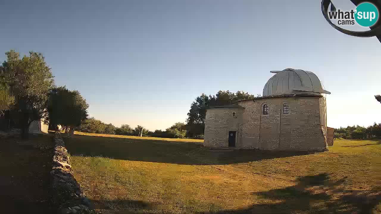 Višnjan Observatory Webcam: Gaze into the Cosmos from Istria, Croatia