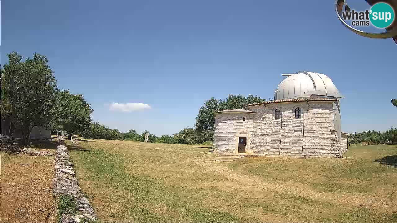 Višnjan Observatory Webcam: Gaze into the Cosmos from Istria, Croatia