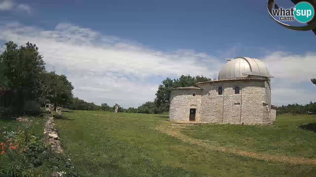 Višnjan Observatory Webcam: Gaze into the Cosmos from Istria, Croatia