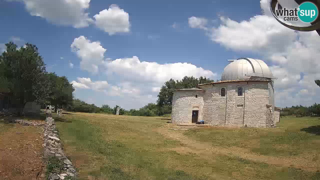 Višnjan Observatory Webcam: Gaze into the Cosmos from Istria, Croatia