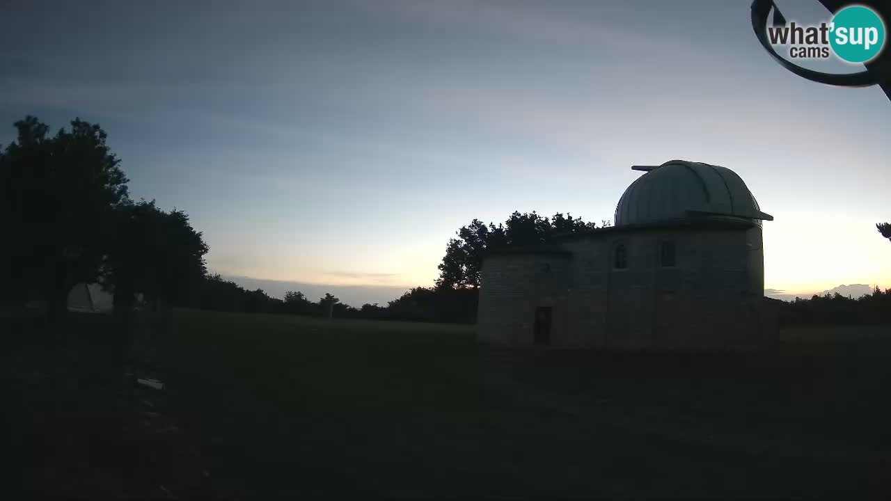 Višnjan Observatory Webcam: Gaze into the Cosmos from Istria, Croatia