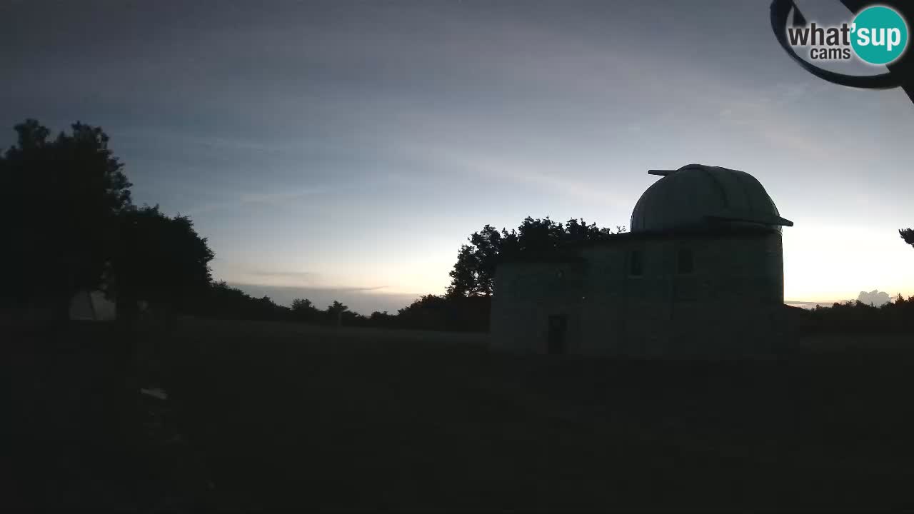 Višnjan Observatory Webcam: Gaze into the Cosmos from Istria, Croatia