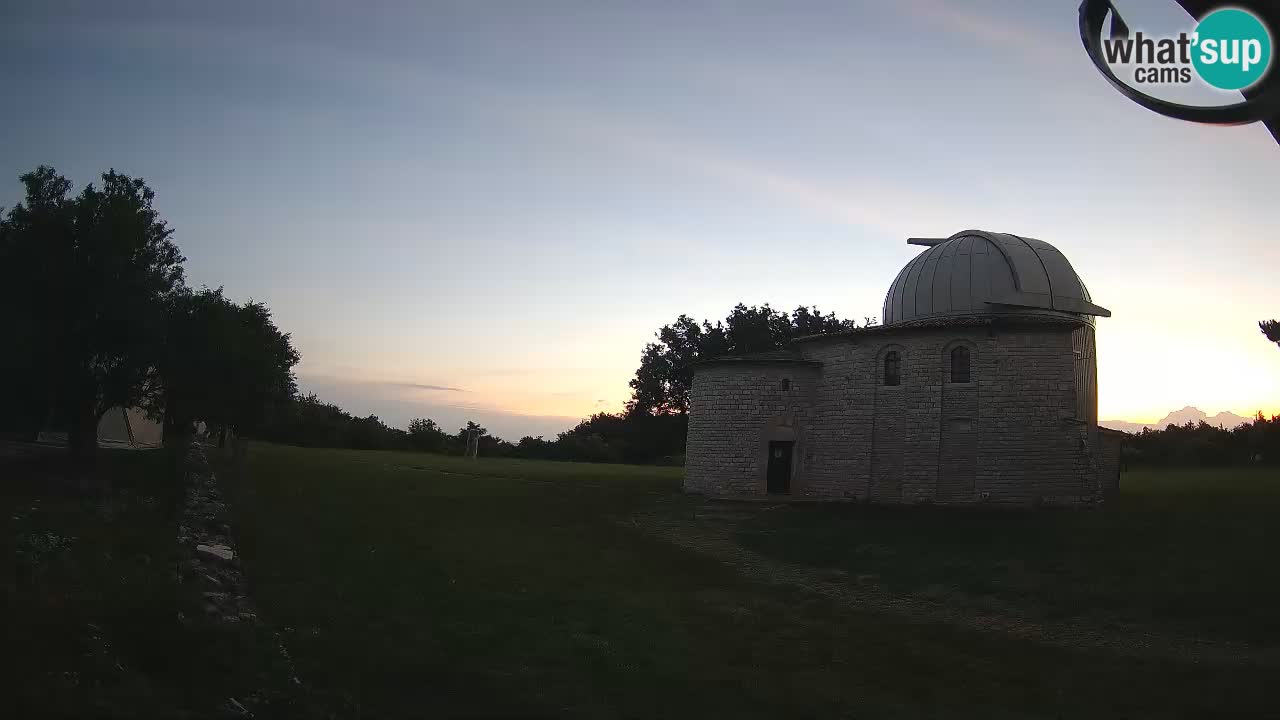 Webcam de l’Observatoire de Višnjan: Plongez dans le cosmos depuis l’Istrie, Croatie