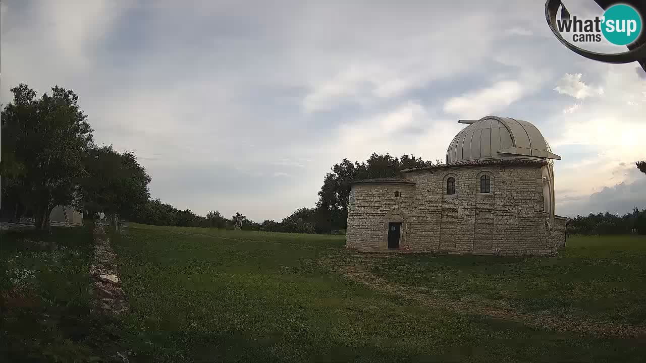 Webcam del Observatorio de Višnjan: Contempla el cosmos desde Istria, Croacia