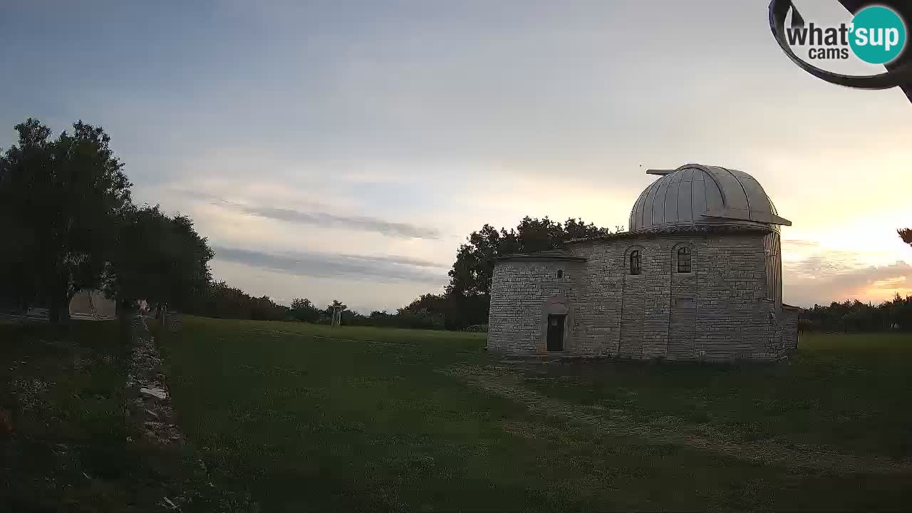 Višnjan Observatory Webcam: Gaze into the Cosmos from Istria, Croatia