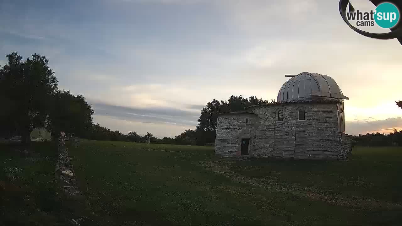 Višnjan Observatory Webcam: Gaze into the Cosmos from Istria, Croatia