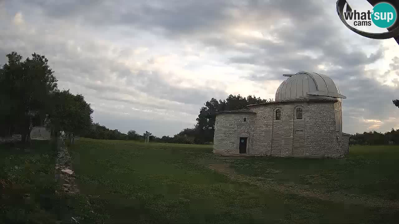 Višnjanska observatorijska spletna kamera: Opazujte vesolje iz Istre, Hrvaška