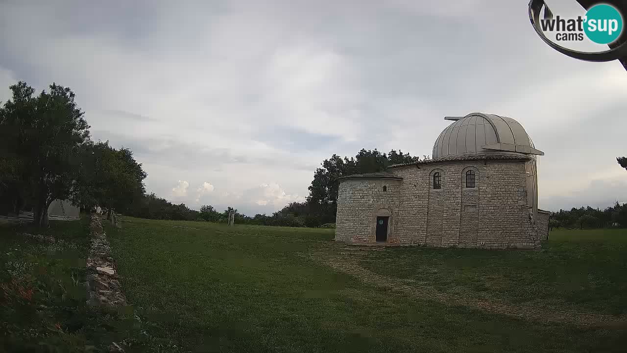 Webcam de l’Observatoire de Višnjan: Plongez dans le cosmos depuis l’Istrie, Croatie