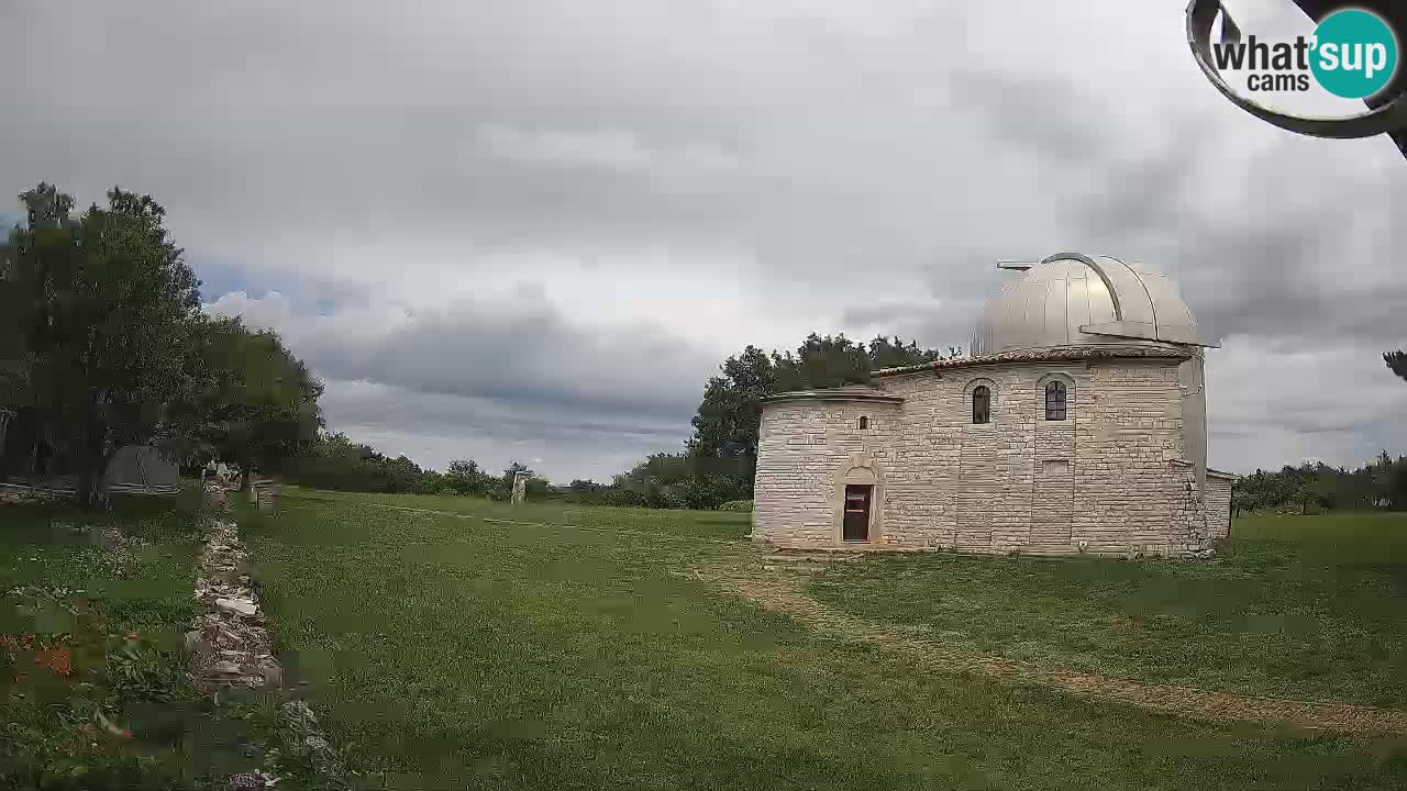 Višnjan Observatory Webcam: Gaze into the Cosmos from Istria, Croatia