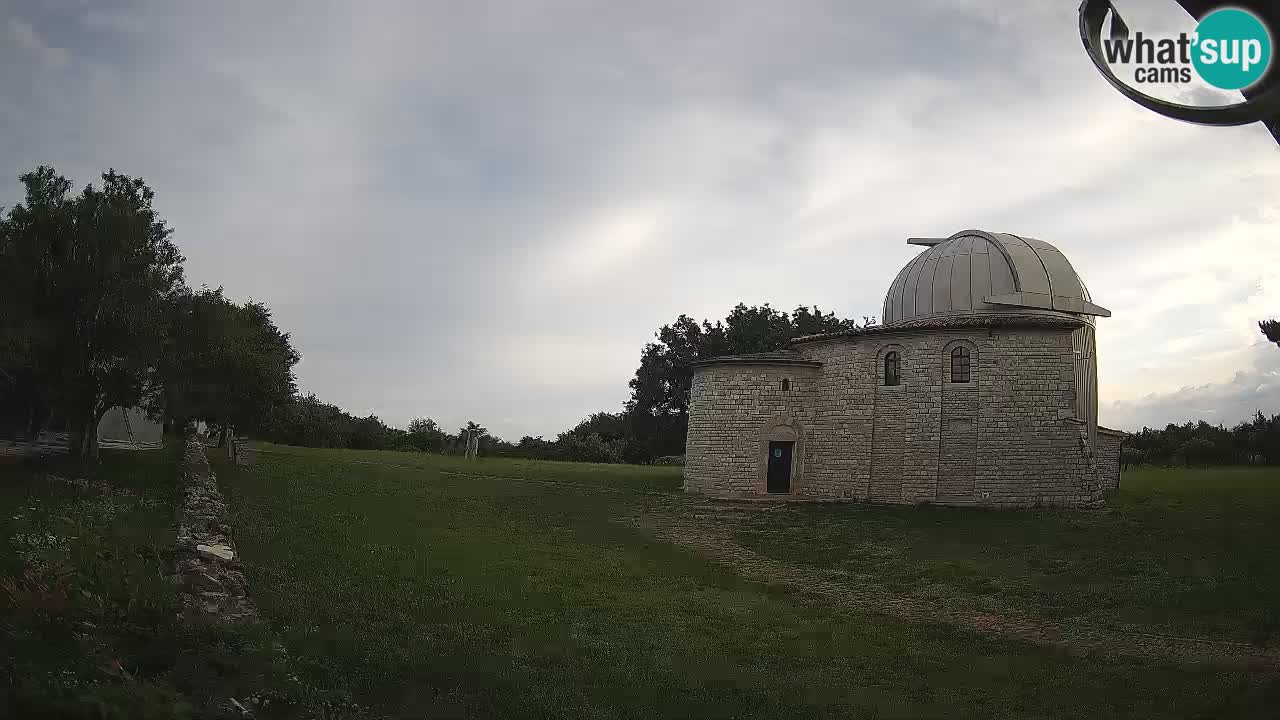 Webcam de l’Observatoire de Višnjan: Plongez dans le cosmos depuis l’Istrie, Croatie