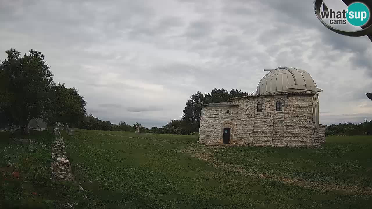 Višnjanska observatorijska spletna kamera: Opazujte vesolje iz Istre, Hrvaška