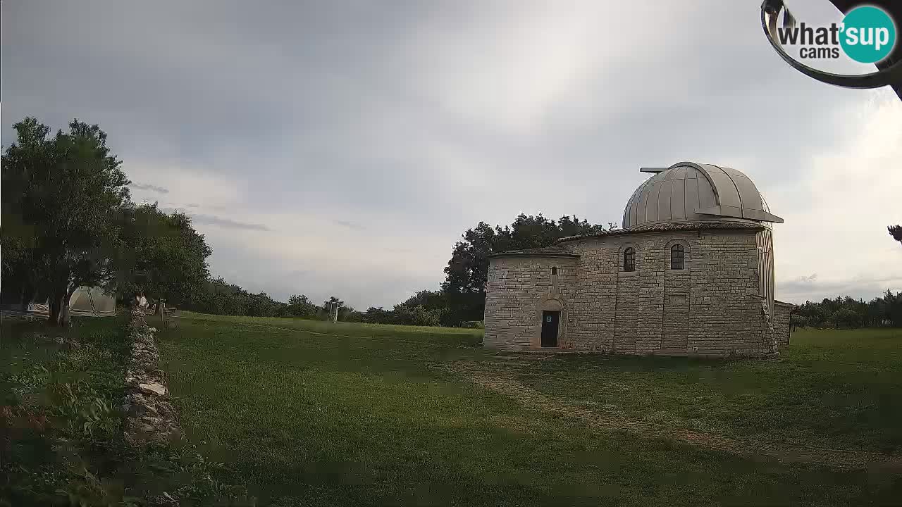 Višnjanska observatorijska spletna kamera: Opazujte vesolje iz Istre, Hrvaška