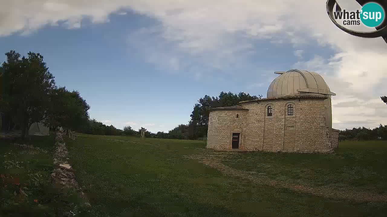 Višnjanska observatorijska spletna kamera: Opazujte vesolje iz Istre, Hrvaška