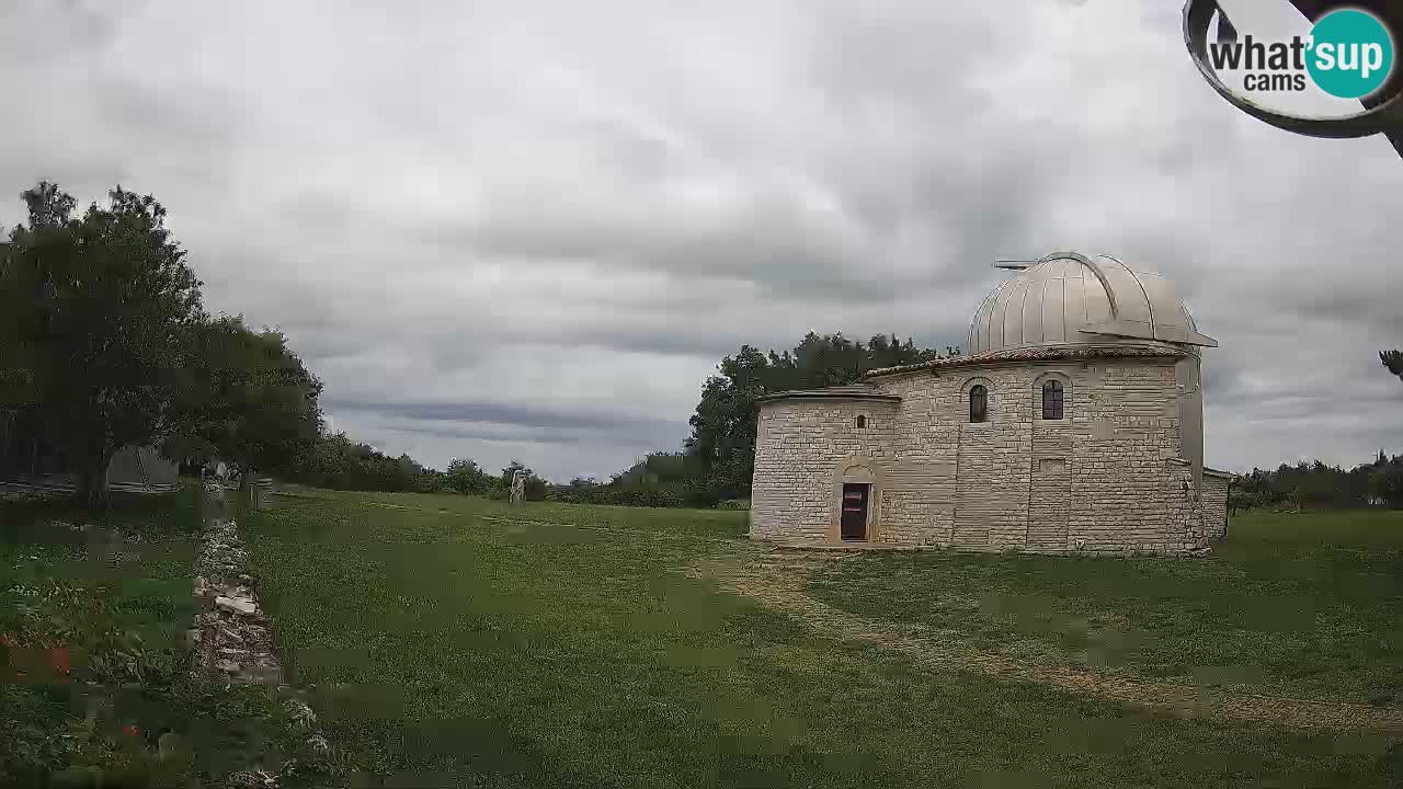 Webcam de l’Observatoire de Višnjan: Plongez dans le cosmos depuis l’Istrie, Croatie