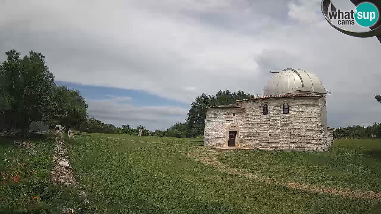 Višnjanska observatorijska spletna kamera: Opazujte vesolje iz Istre, Hrvaška