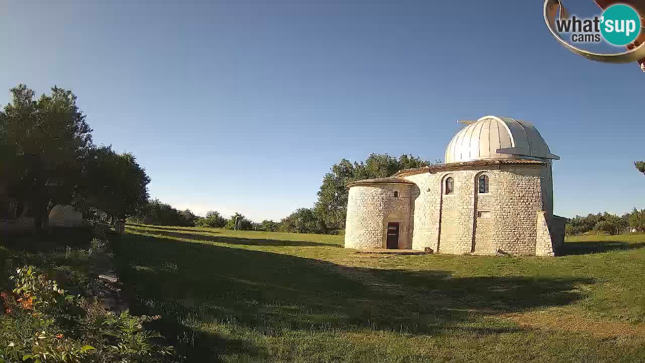 Webcam de l’Observatoire de Višnjan: Plongez dans le cosmos depuis l’Istrie, Croatie
