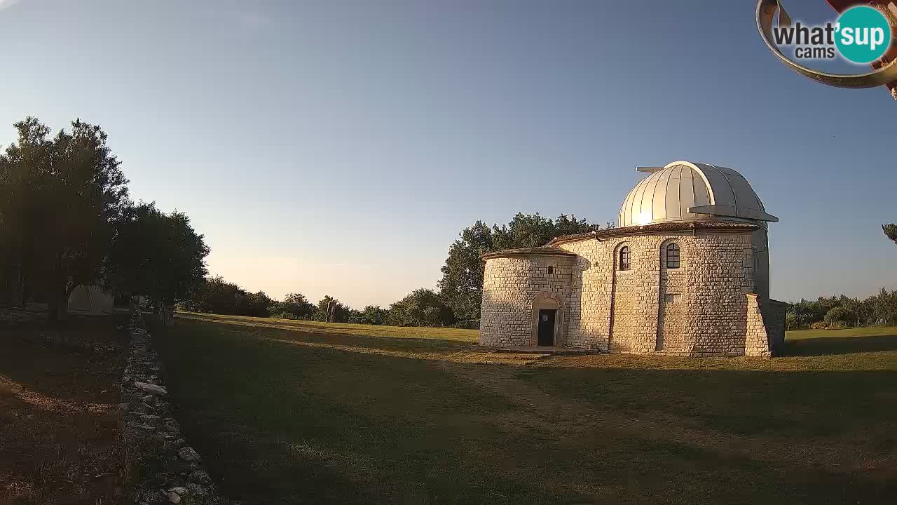 Webcam de l’Observatoire de Višnjan: Plongez dans le cosmos depuis l’Istrie, Croatie