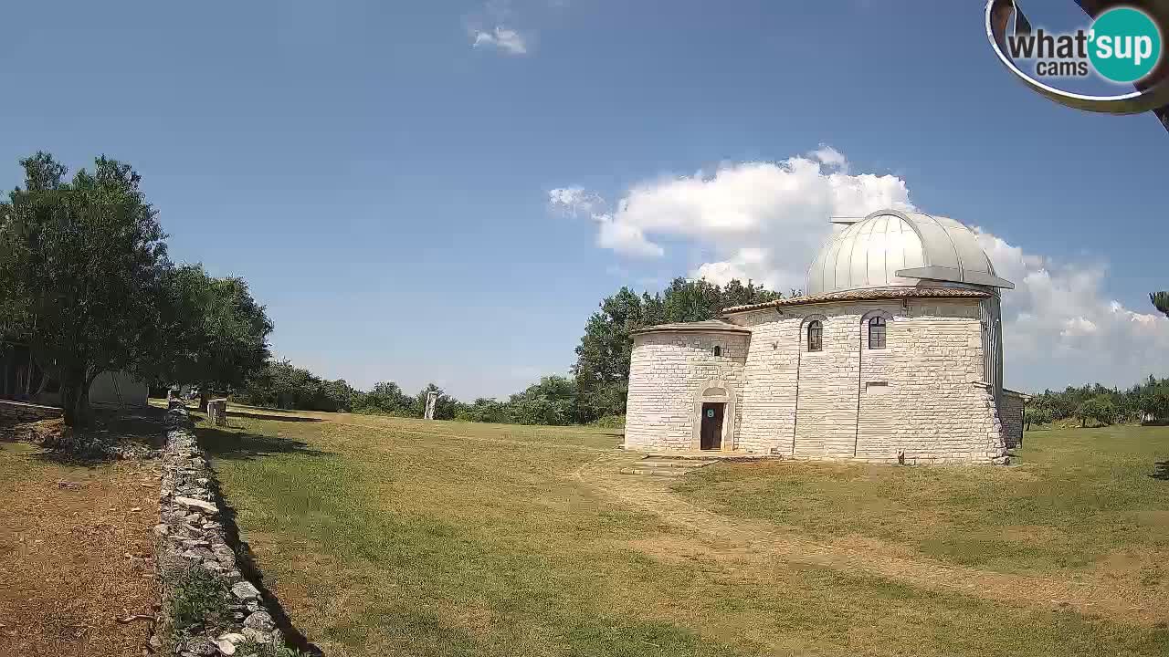 Višnjan Observatory Webcam: Gaze into the Cosmos from Istria, Croatia