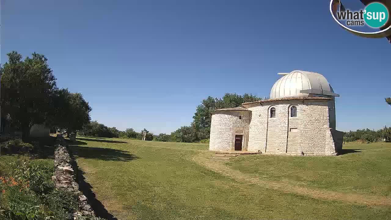 Višnjan Observatory Webcam: Gaze into the Cosmos from Istria, Croatia