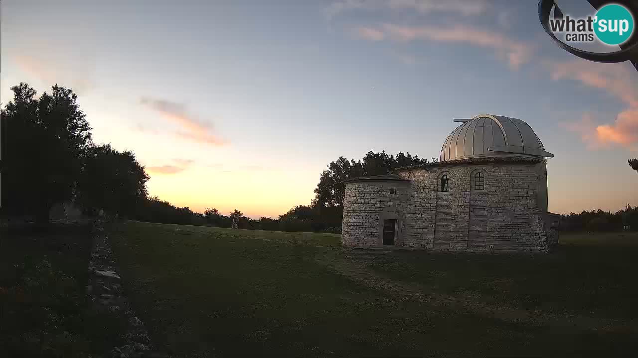Webcam de l’Observatoire de Višnjan: Plongez dans le cosmos depuis l’Istrie, Croatie