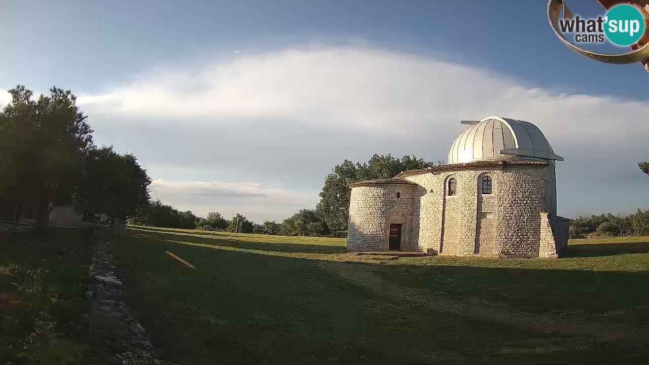 Višnjan Observatory Webcam: Gaze into the Cosmos from Istria, Croatia