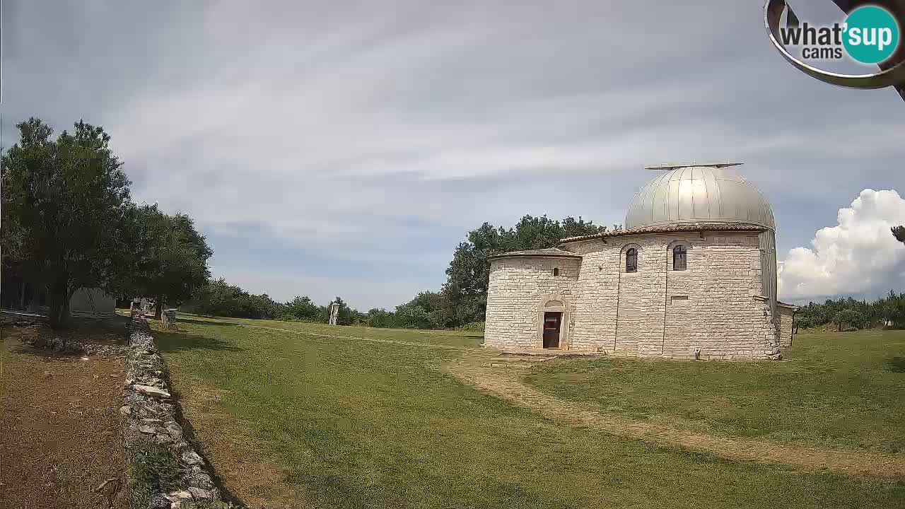 Višnjan Observatory Webcam: Gaze into the Cosmos from Istria, Croatia