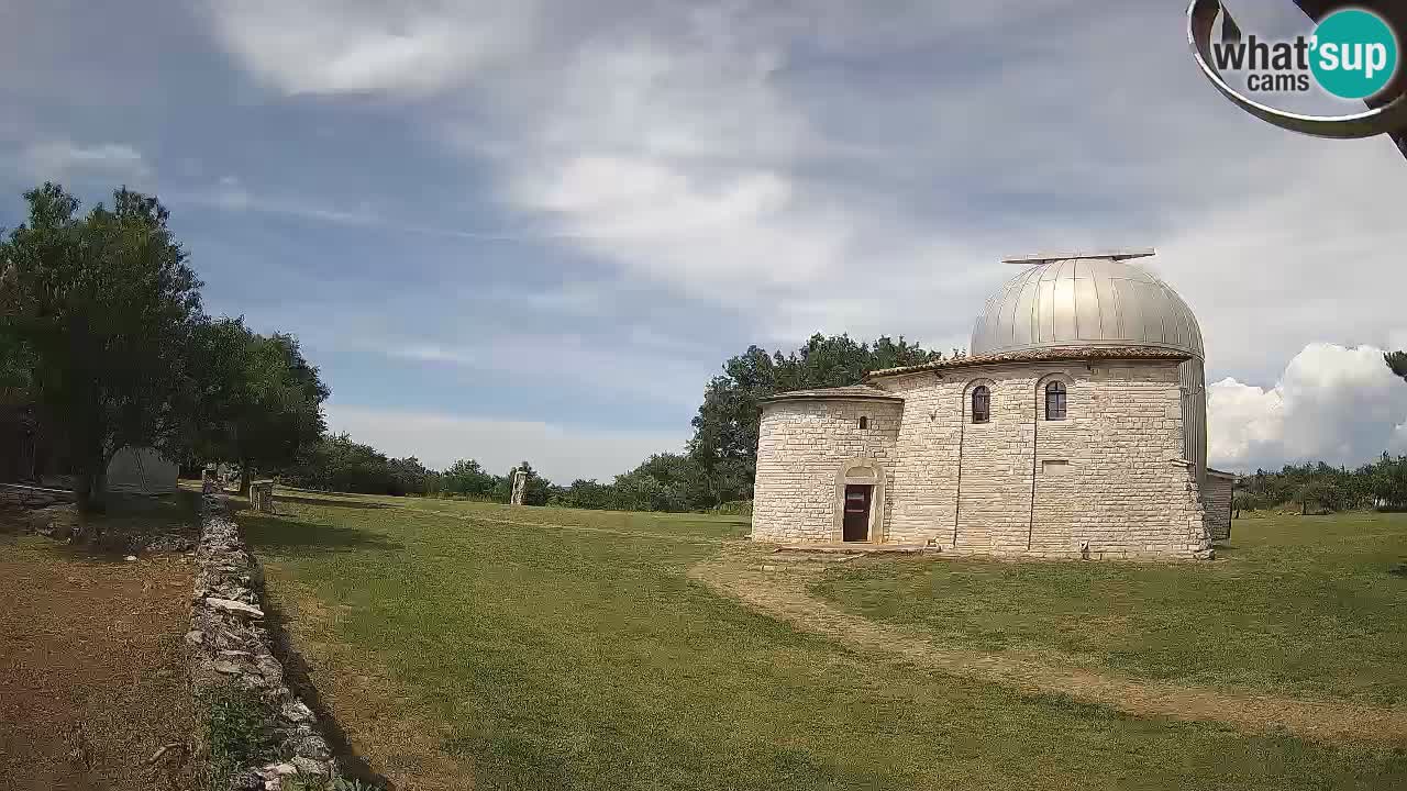 Višnjanska observatorijska spletna kamera: Opazujte vesolje iz Istre, Hrvaška