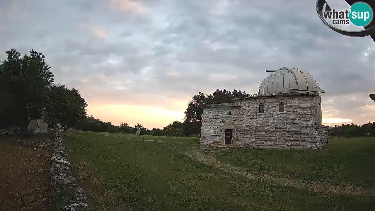 Višnjan Observatory Webcam: Gaze into the Cosmos from Istria, Croatia