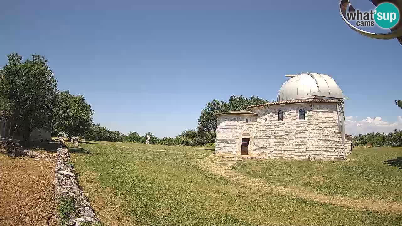 Višnjan Observatory Webcam: Gaze into the Cosmos from Istria, Croatia