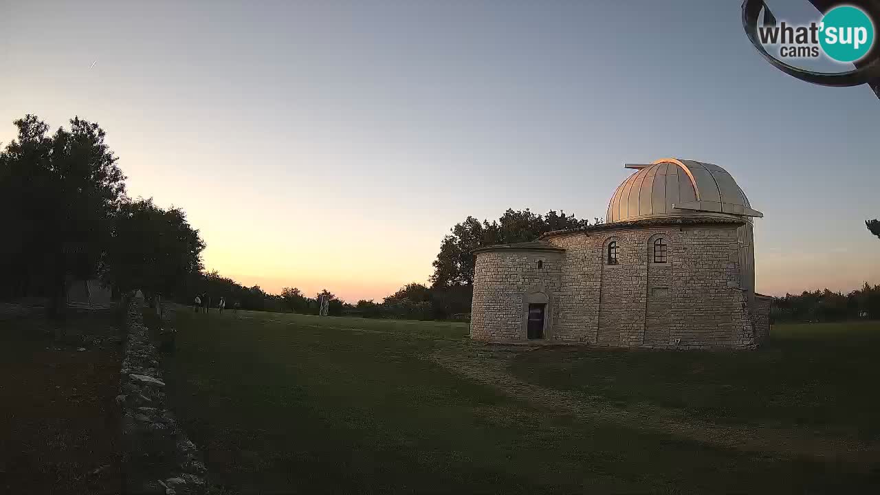 Webcam de l’Observatoire de Višnjan: Plongez dans le cosmos depuis l’Istrie, Croatie