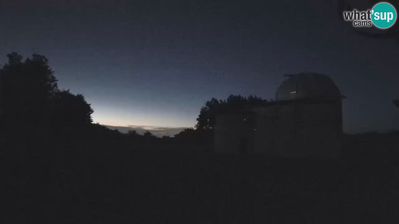 Višnjan Observatory Webcam: Gaze into the Cosmos from Istria, Croatia
