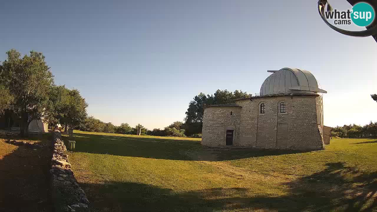 Višnjanska observatorijska spletna kamera: Opazujte vesolje iz Istre, Hrvaška
