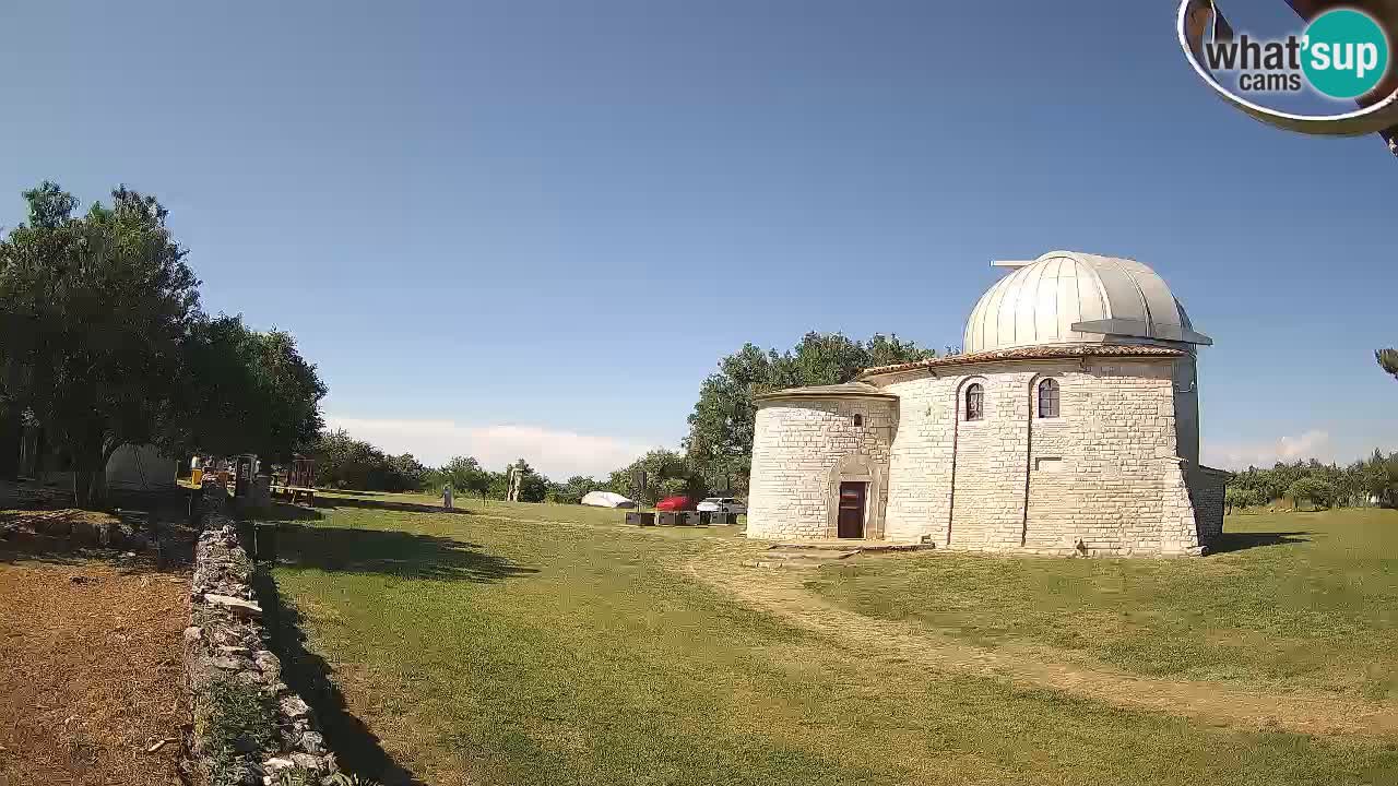 Webcam de l’Observatoire de Višnjan: Plongez dans le cosmos depuis l’Istrie, Croatie