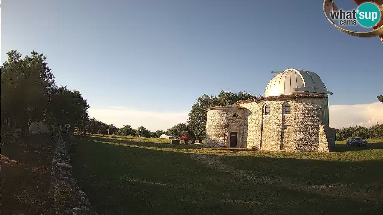 Višnjanska observatorijska spletna kamera: Opazujte vesolje iz Istre, Hrvaška