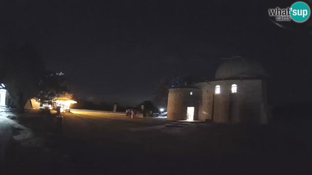 Višnjan Observatory Webcam: Gaze into the Cosmos from Istria, Croatia