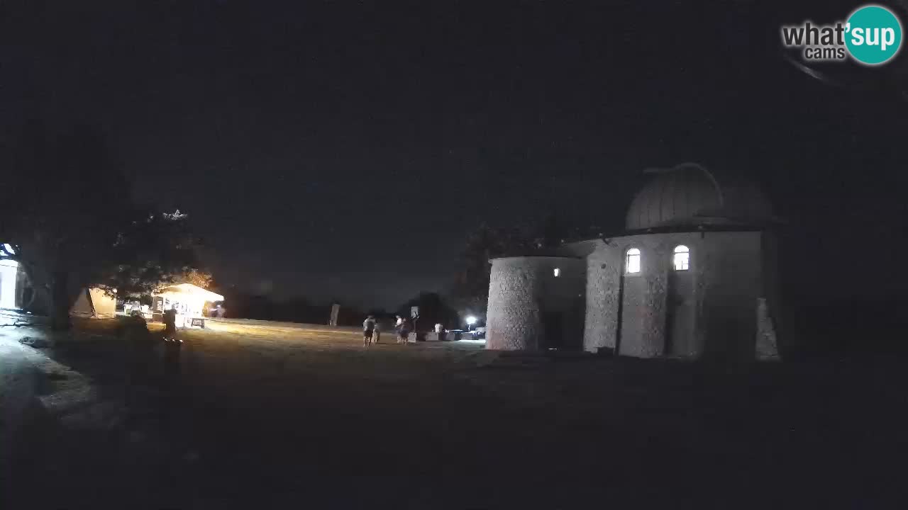 Višnjanska observatorijska spletna kamera: Opazujte vesolje iz Istre, Hrvaška