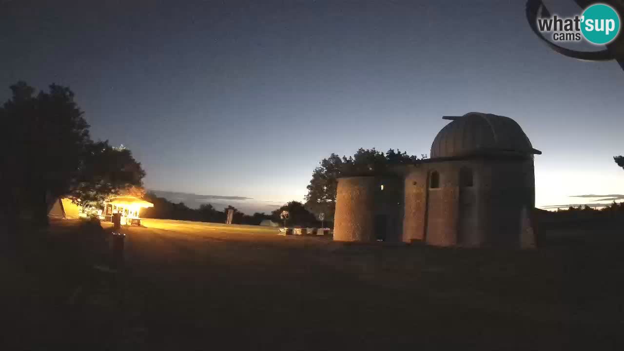 Višnjan Observatory Webcam: Gaze into the Cosmos from Istria, Croatia