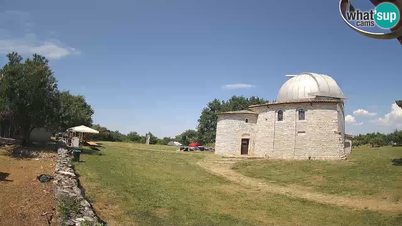 Višnjan Observatory Webcam: Gaze into the Cosmos from Istria, Croatia