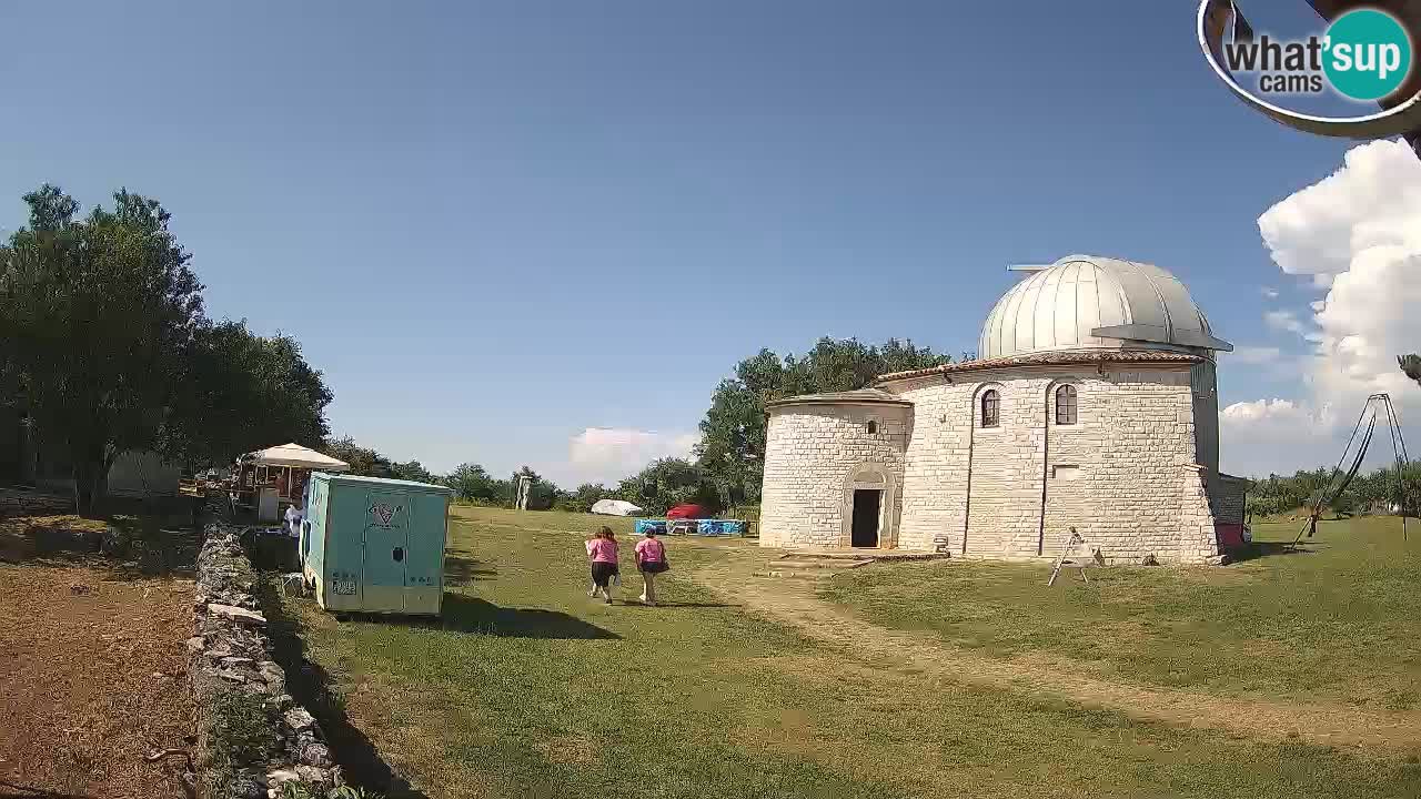 Višnjan Observatory Webcam: Gaze into the Cosmos from Istria, Croatia