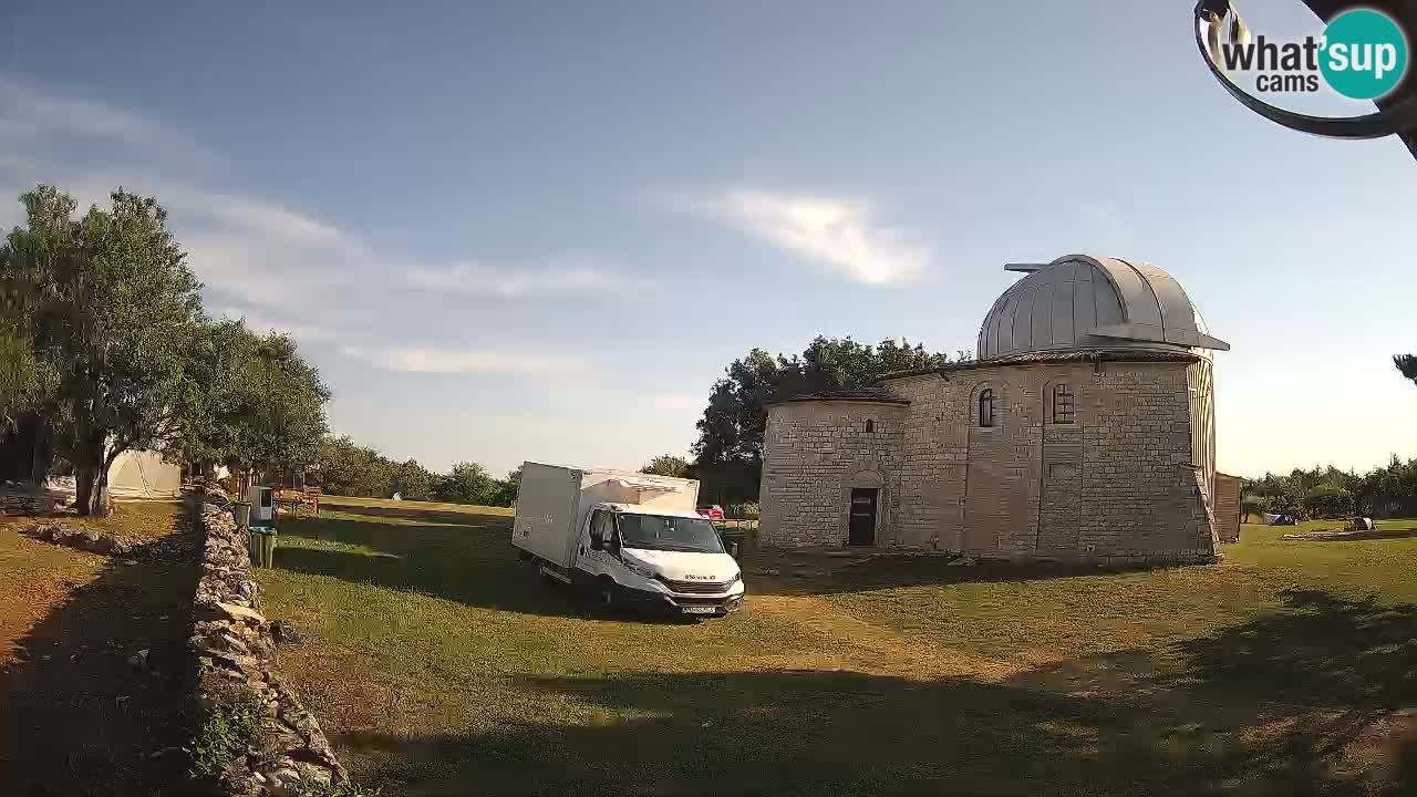Webcam de l’Observatoire de Višnjan: Plongez dans le cosmos depuis l’Istrie, Croatie