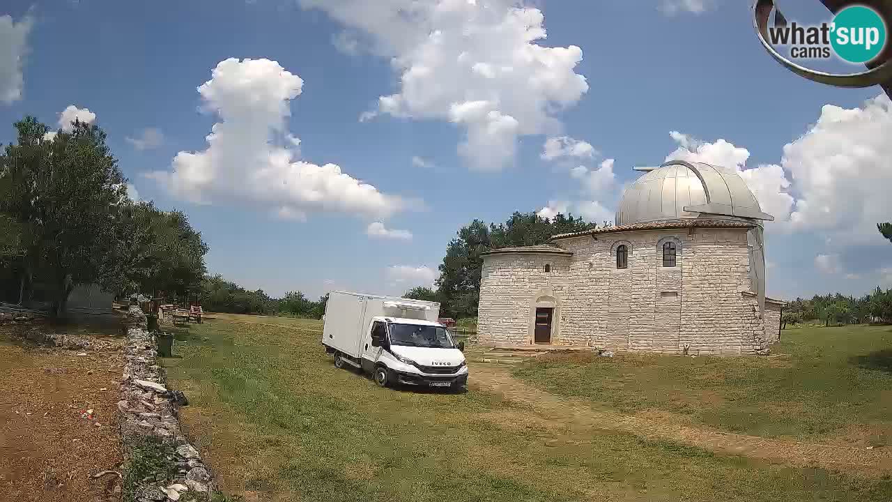 Višnjanska observatorijska spletna kamera: Opazujte vesolje iz Istre, Hrvaška