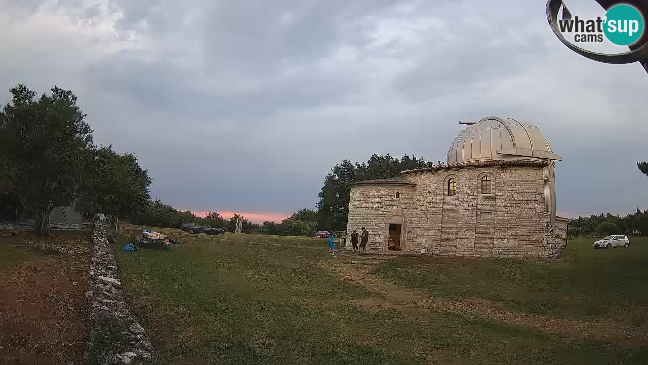 Webcam de l’Observatoire de Višnjan: Plongez dans le cosmos depuis l’Istrie, Croatie