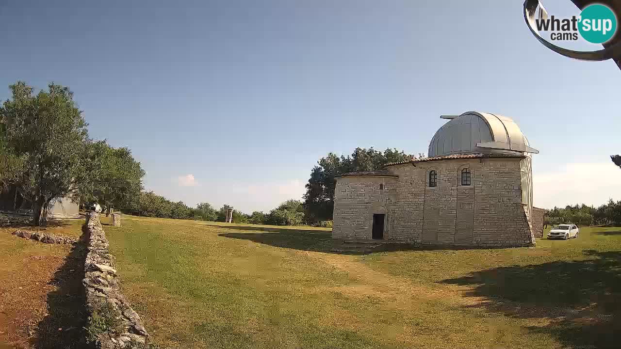 Višnjan Observatory Webcam: Gaze into the Cosmos from Istria, Croatia